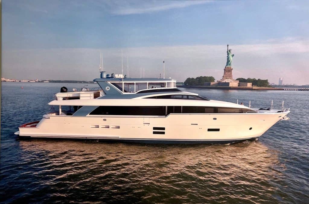 history of hatteras yachts
