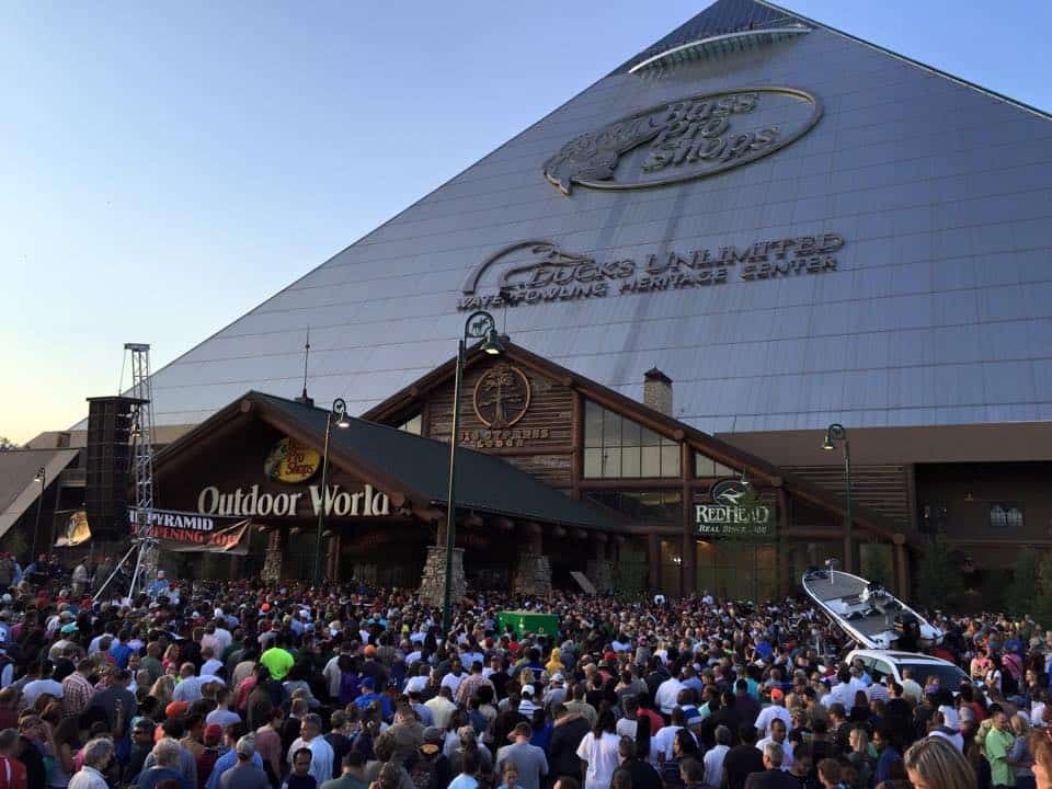 BassPro Pyramid Ducks Unlimited: A Profile of the World-Changing Power of the American Sportsman